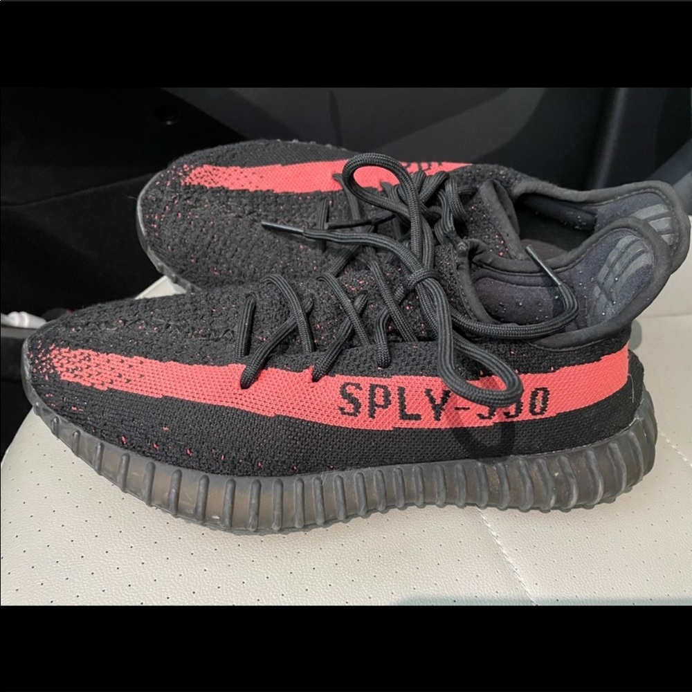 YEEZY 350 boost